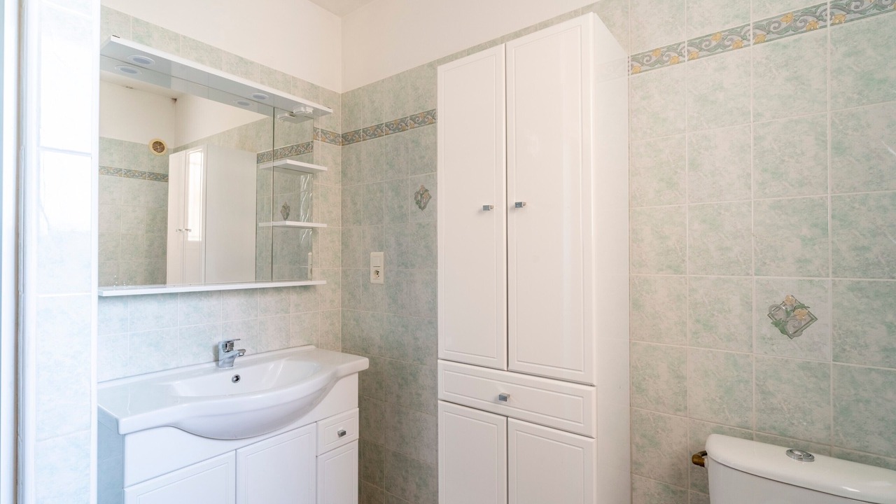 Photo of Bathroom in Saint-Laurent-La-Vernede