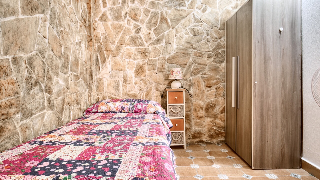 Photo of Bedroom in Barri Vell - Santa Creu