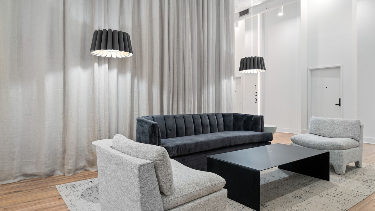 Photo of Livingroom in Central City