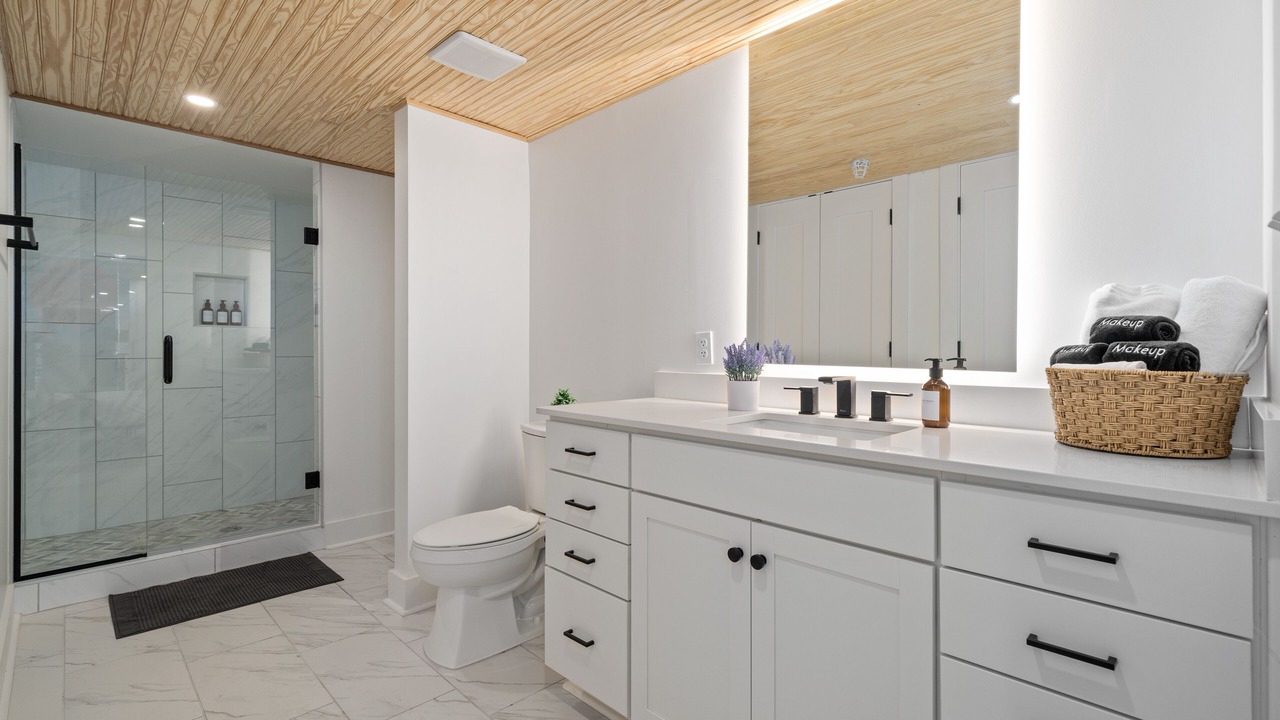 Photo of Bathroom in Central City