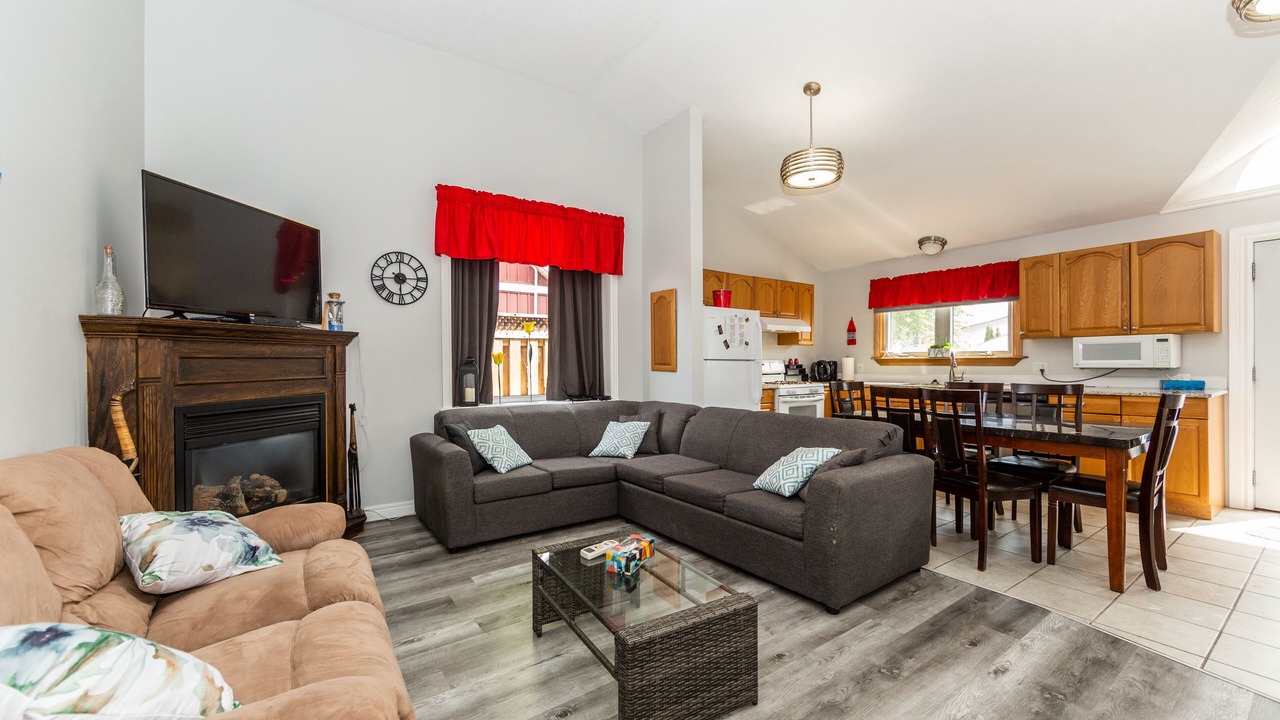 Photo of Livingroom in Port Stanley
