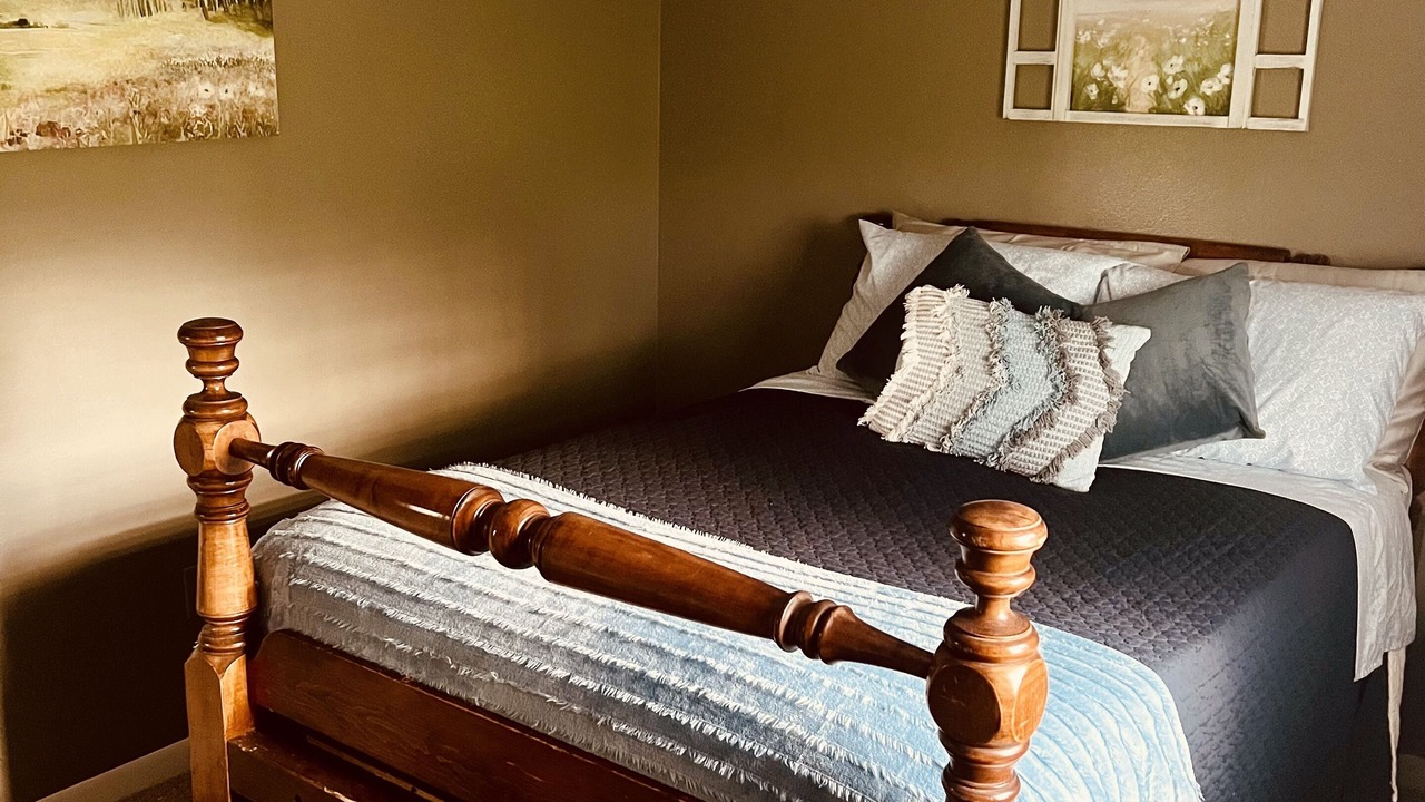 Photo of Bedroom in Yantis