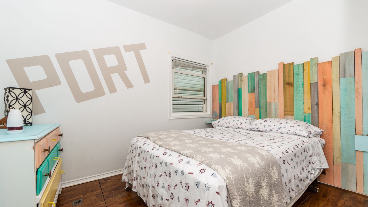 Photo of Bedroom in Port Stanley