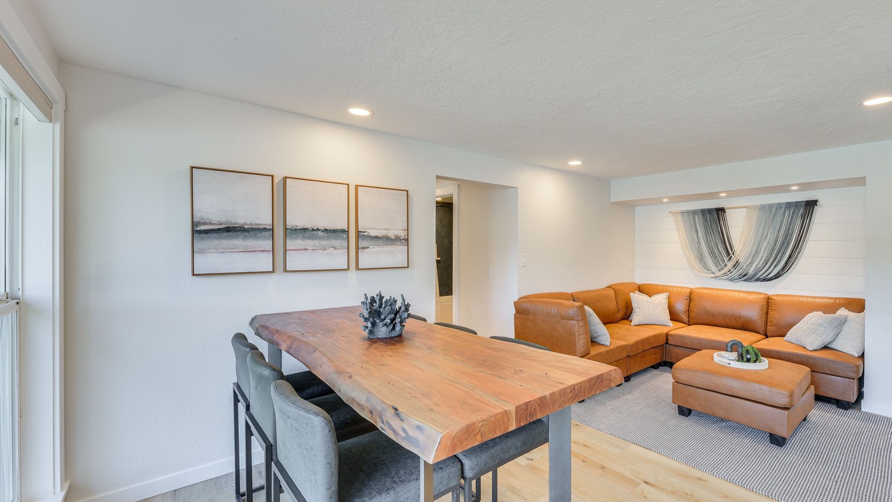 Photo of Others in Olympia