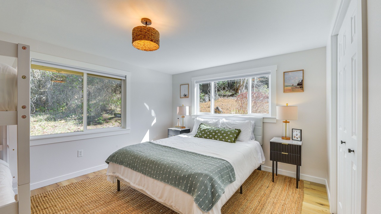 Photo of Others in Olympia