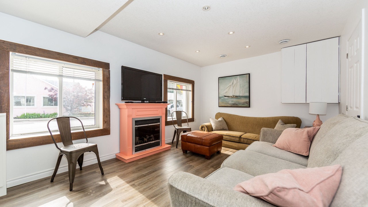 Photo of Livingroom in Port Stanley