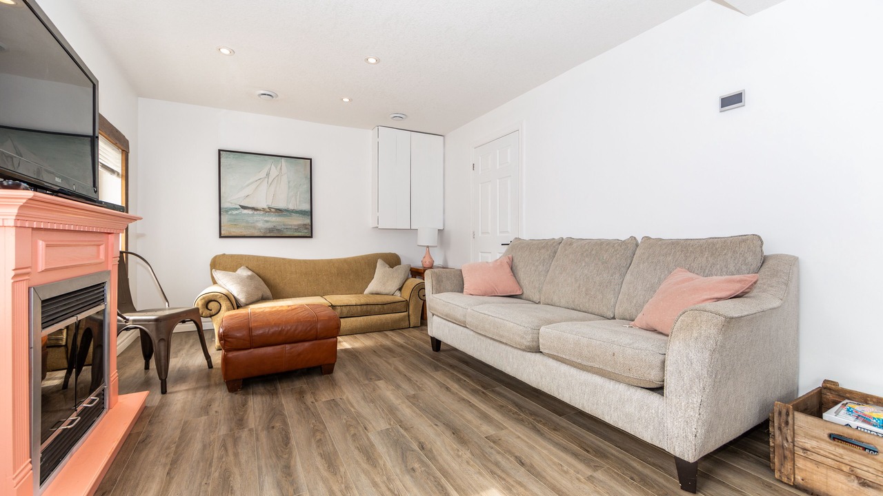 Photo of Livingroom in Port Stanley