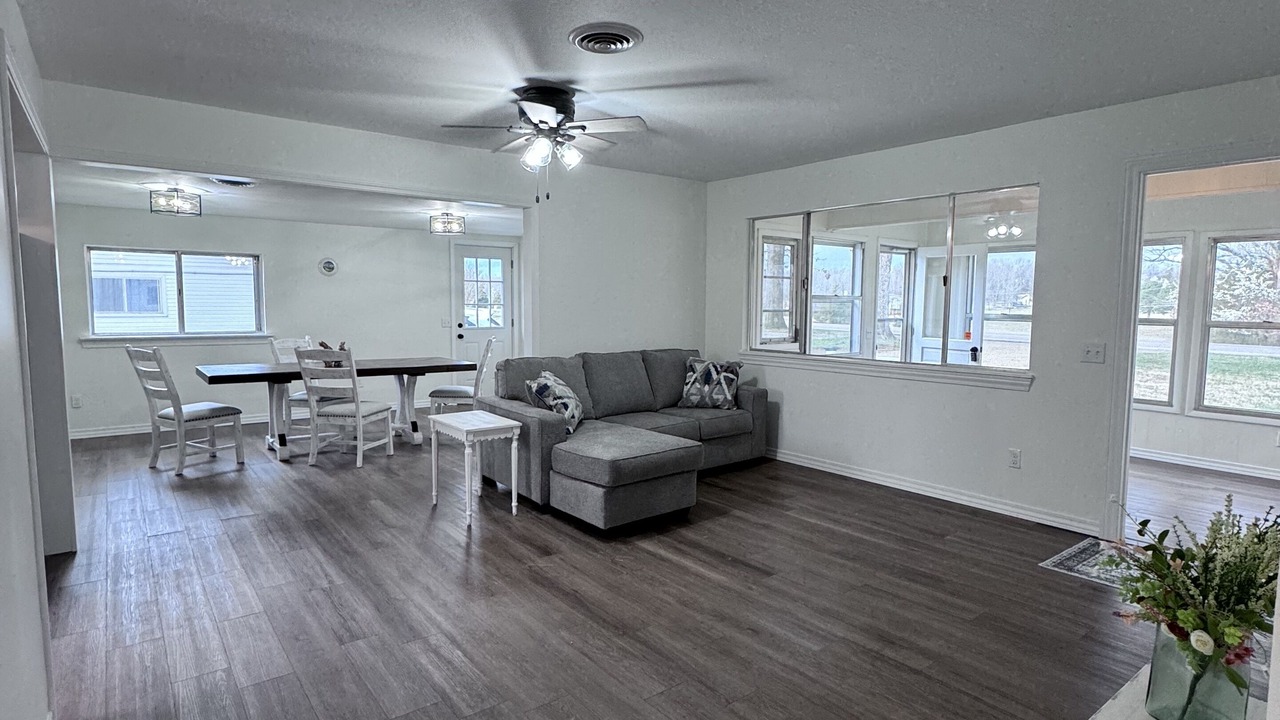 Photo of Livingroom in West Plains
