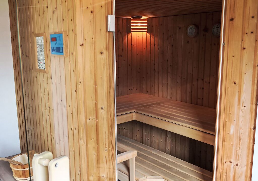 Photo of Bathroom in Sumvitg