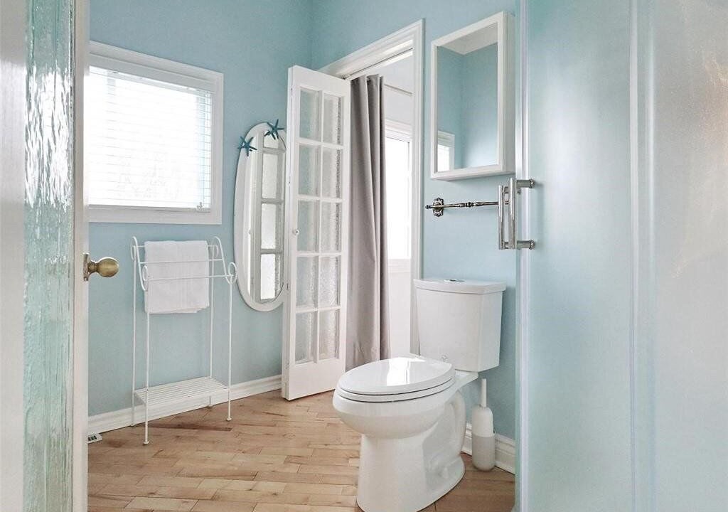 Photo of Bathroom in Port Stanley