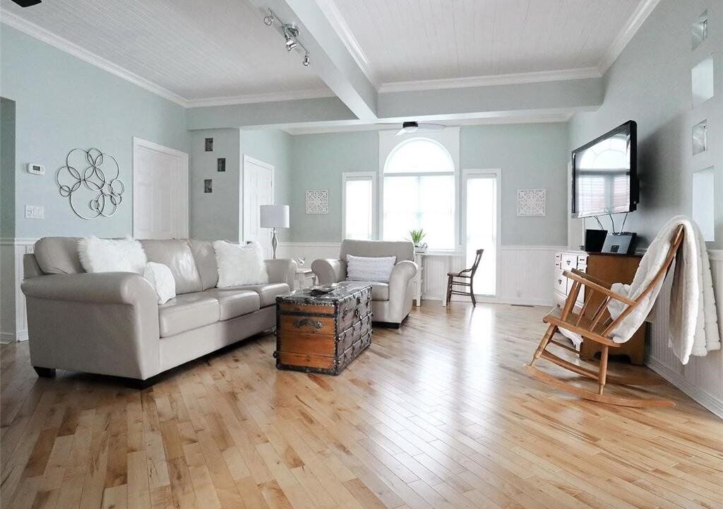 Photo of Livingroom in Port Stanley