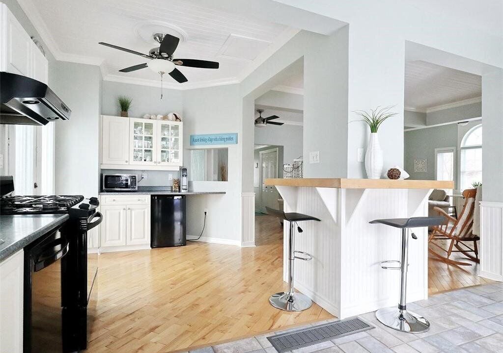 Photo of Kitchen in Port Stanley