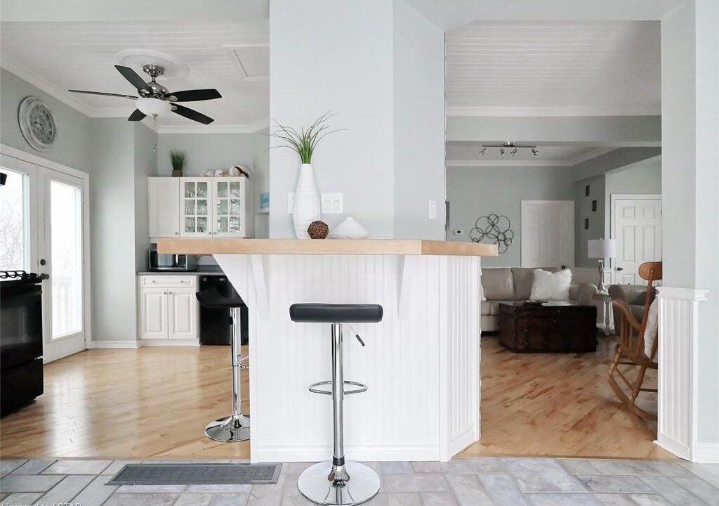 Photo of Livingroom in Port Stanley