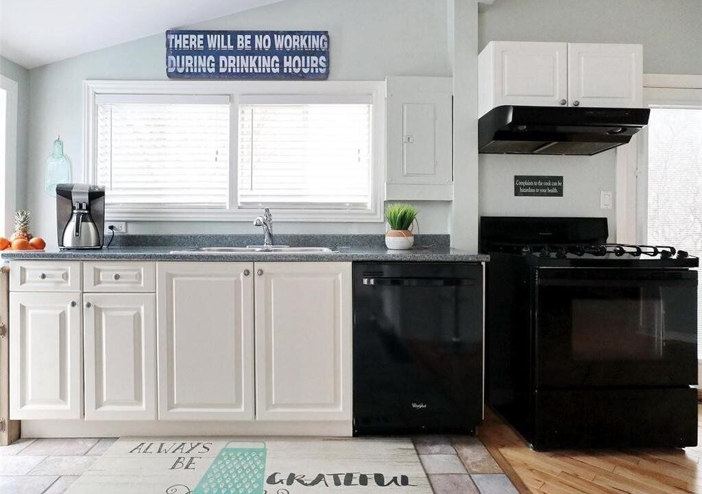 Photo of Kitchen in Port Stanley
