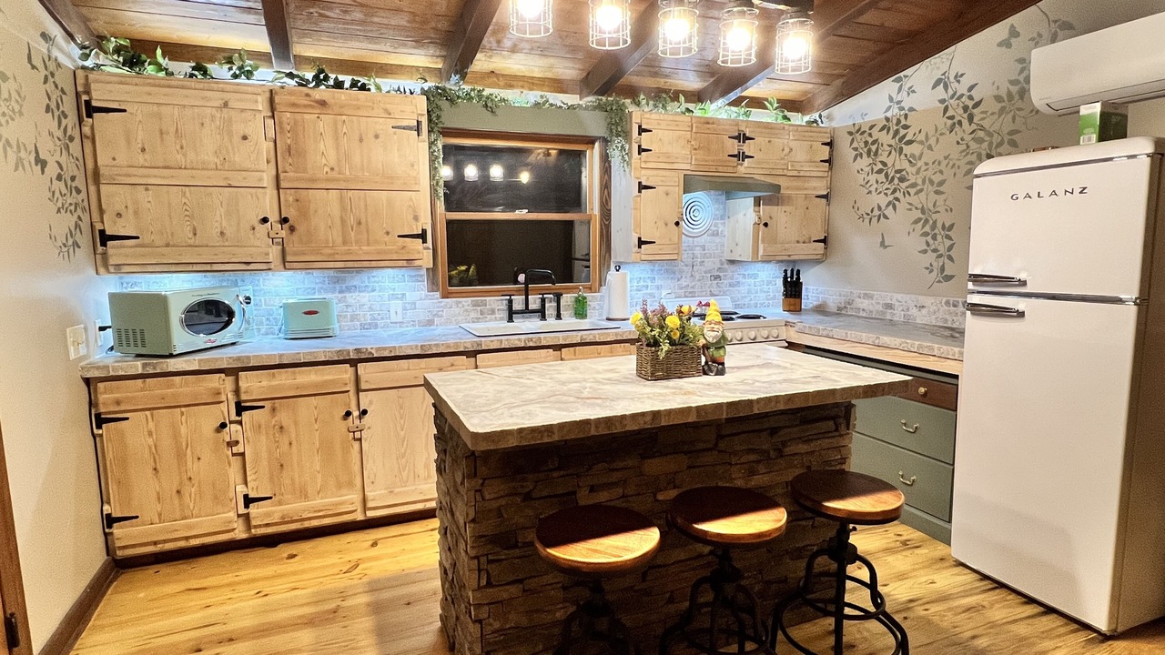 Photo of Kitchen in Titus