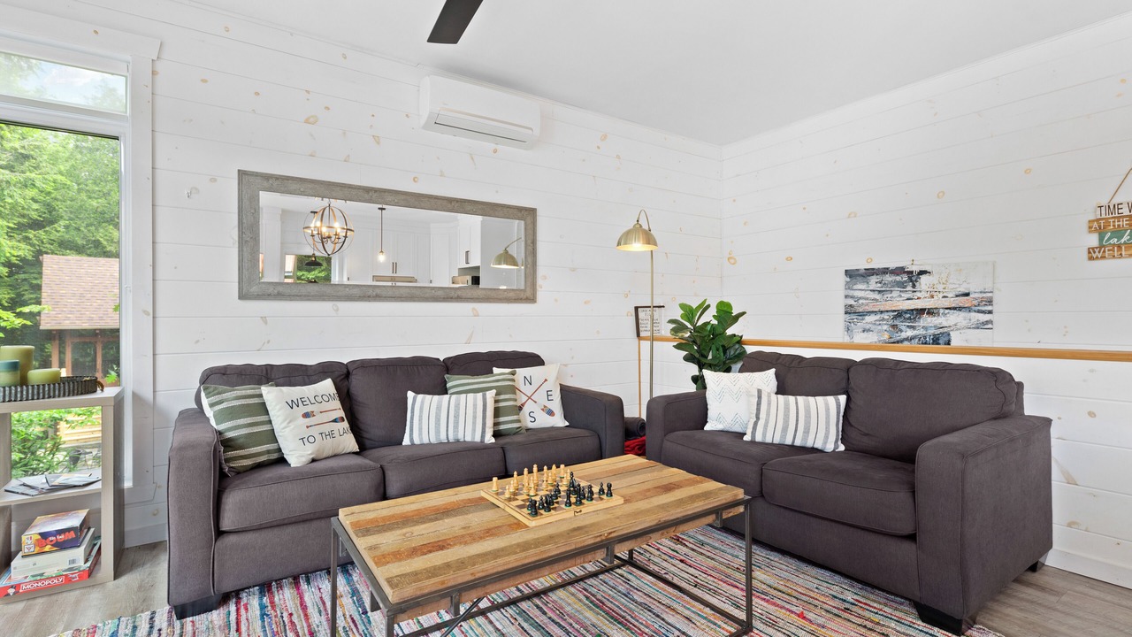Photo of Livingroom in Orford