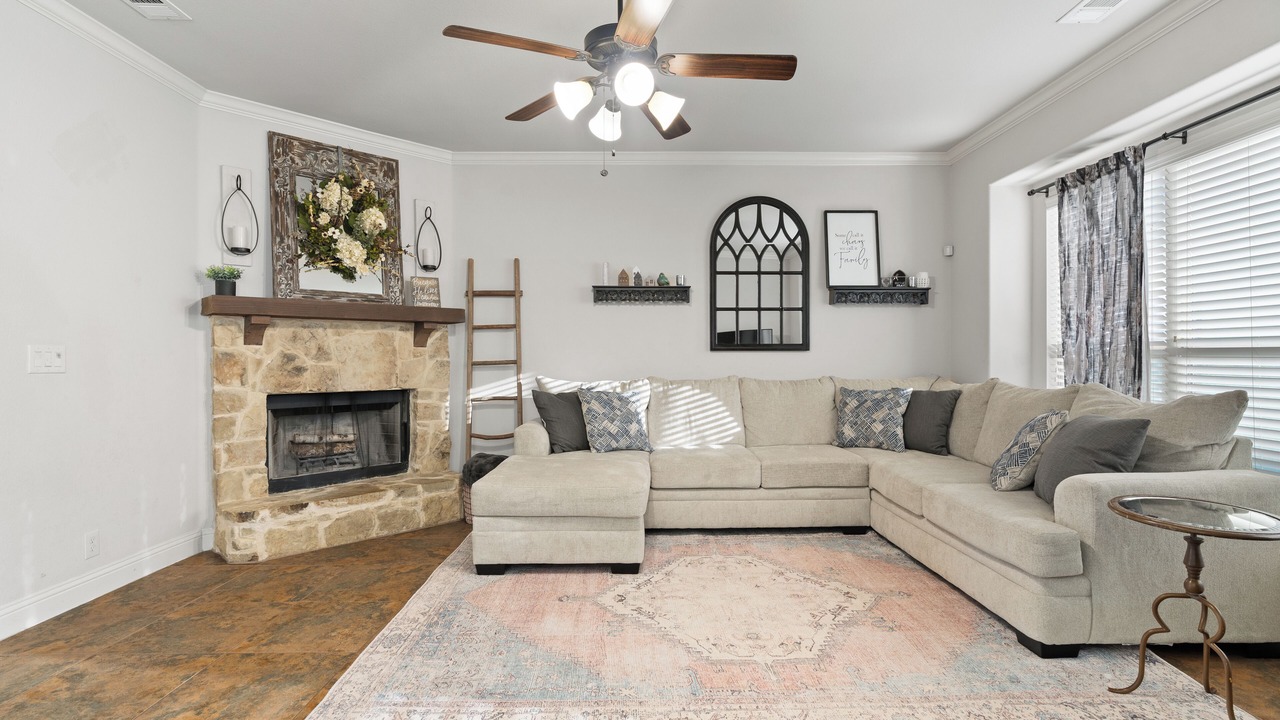 Photo of Livingroom in Little Elm