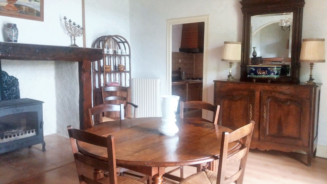 Photo of Livingroom in Larroque-Saint-Sernin