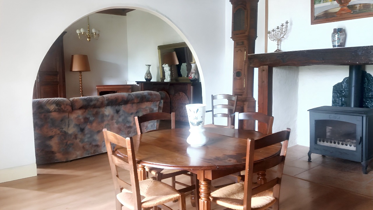 Photo of Livingroom in Larroque-Saint-Sernin