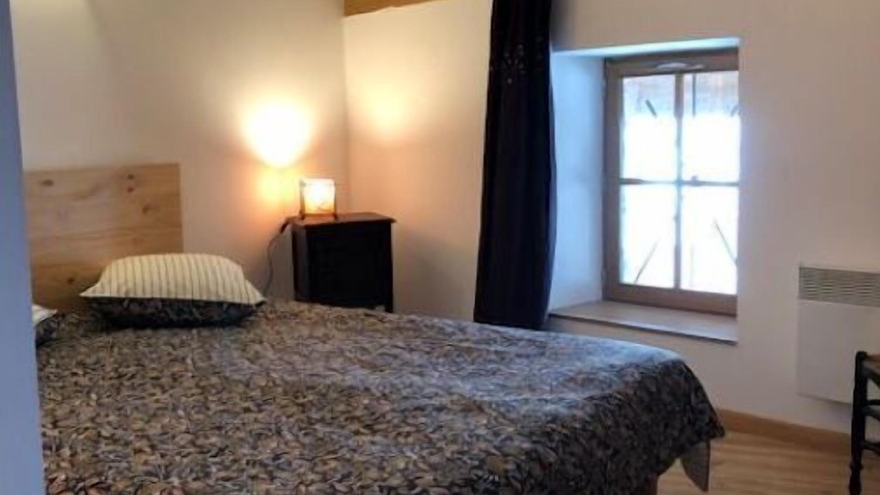 Photo of Bedroom in Valvigneres