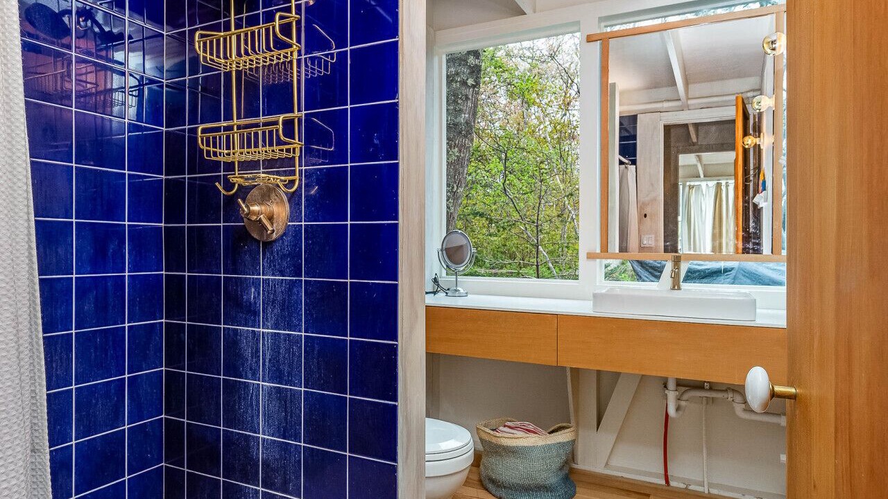 Photo of Bathroom in Ocean Point