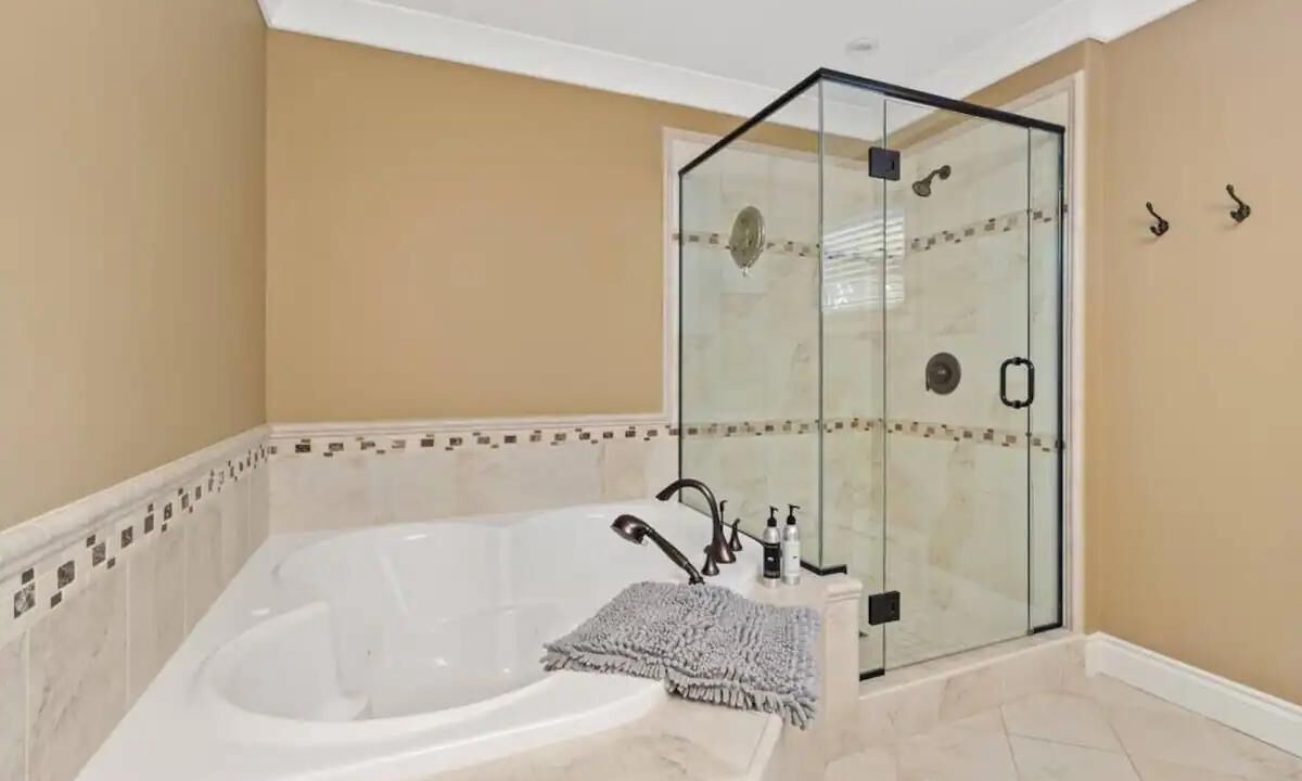 Photo of Bathroom in Quidi Vidi