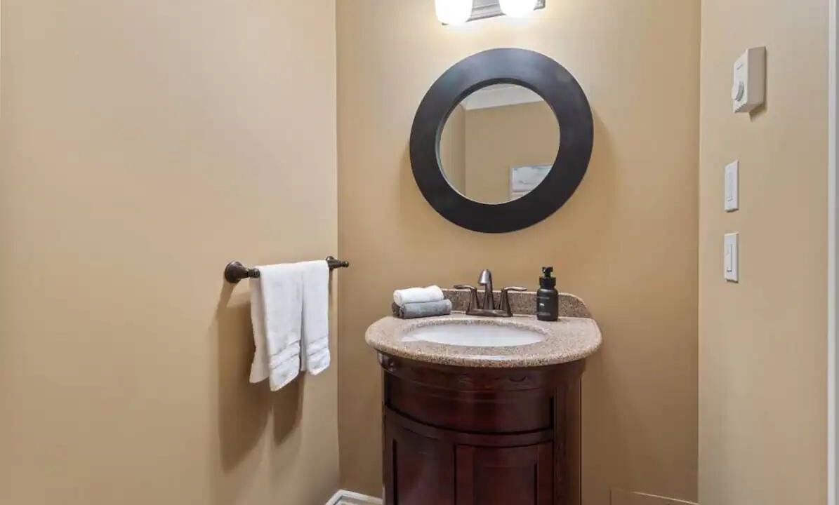 Photo of Bathroom in Quidi Vidi