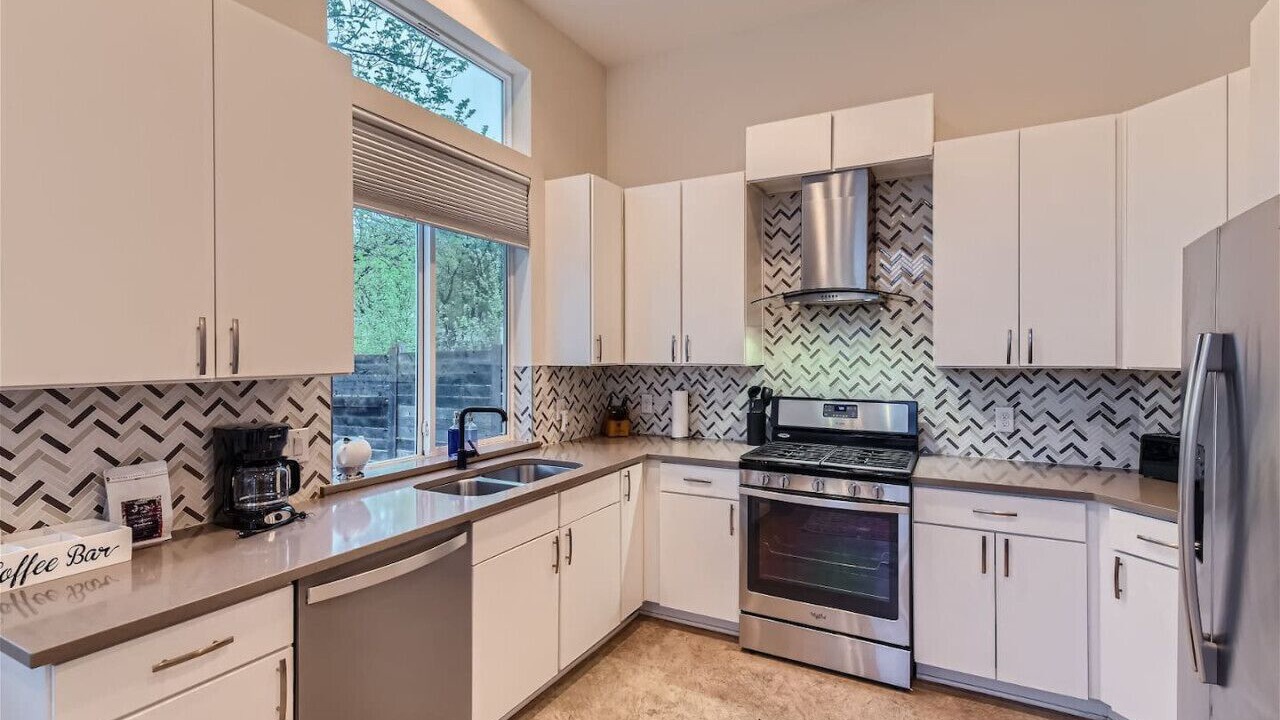 Photo of Kitchen in MLK