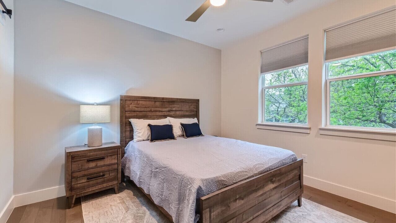 Photo of Bedroom in MLK