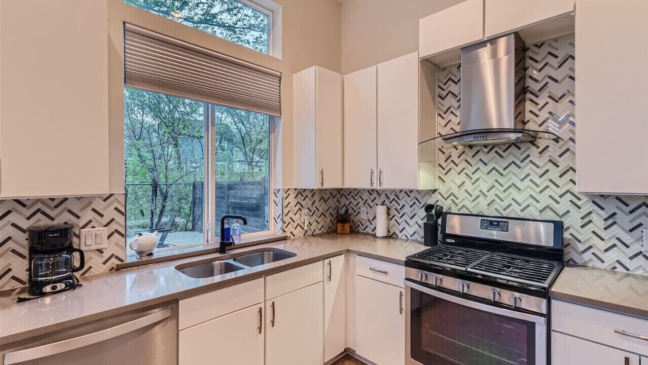 Photo of Kitchen in MLK