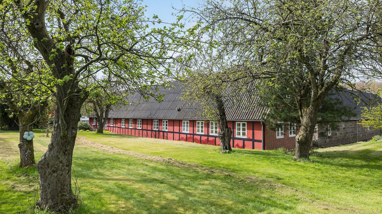 Photo of Others in Kolind