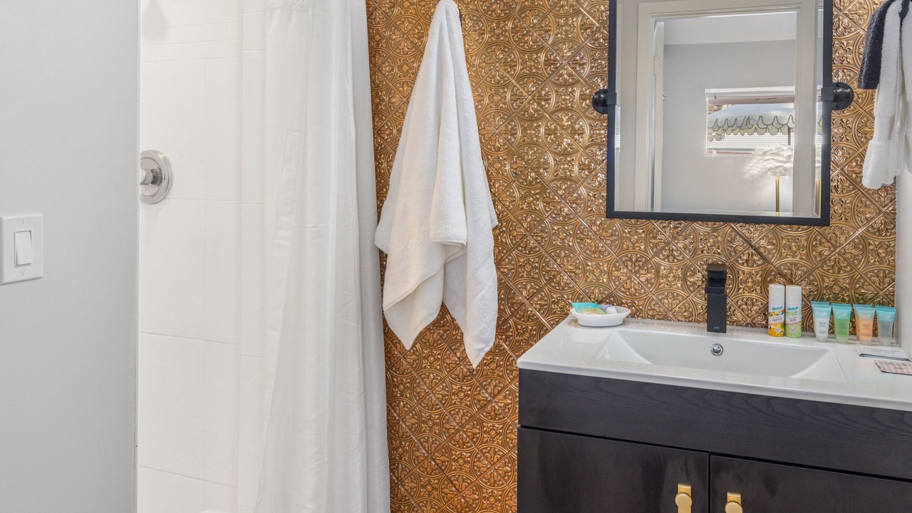 Photo of Bathroom in Warm Sands