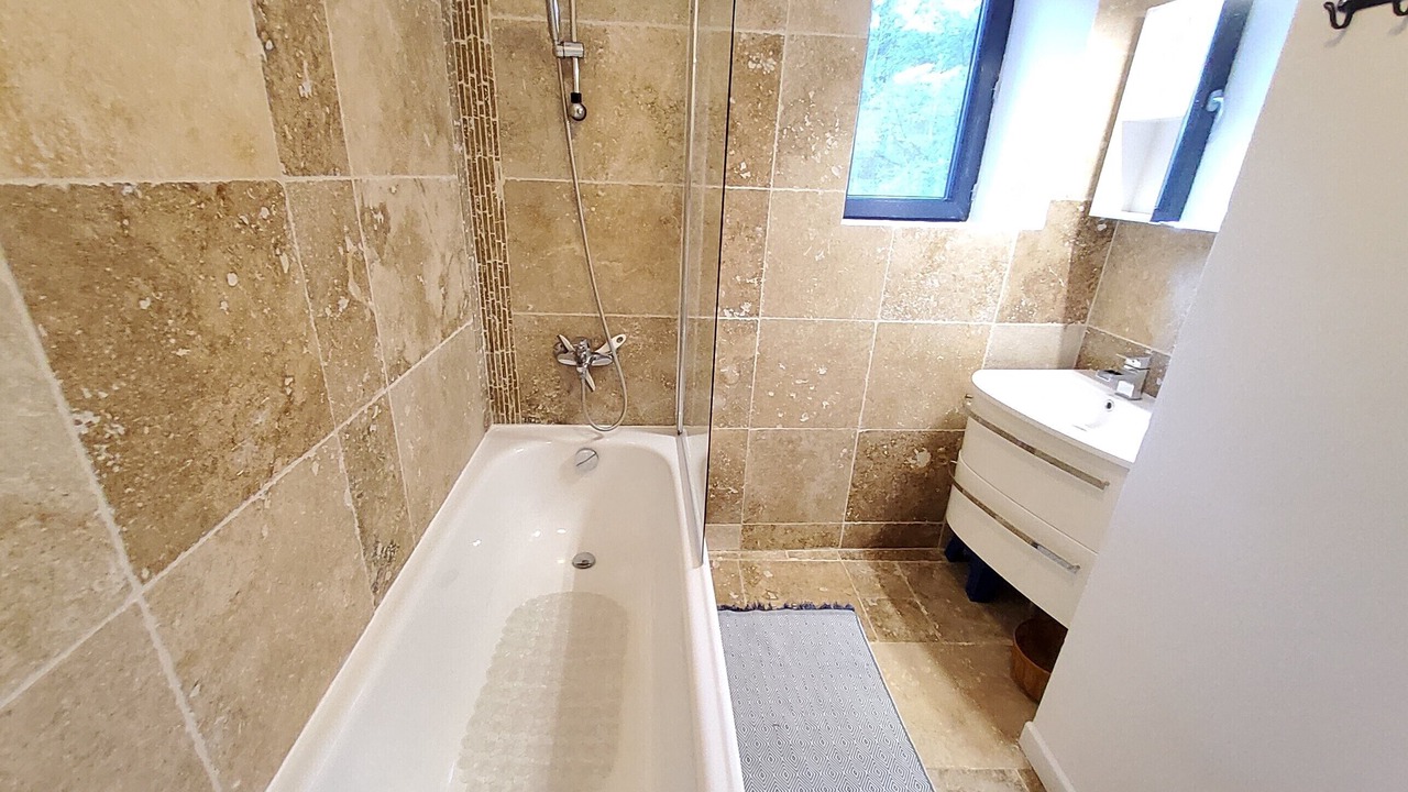 Photo of Bathroom in Eygaliers
