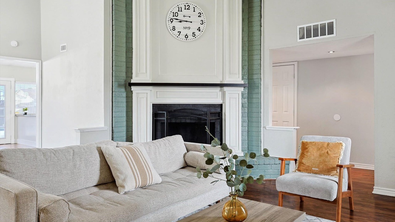 Photo of Livingroom in Plano