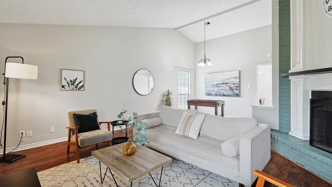 Photo of Livingroom in Plano