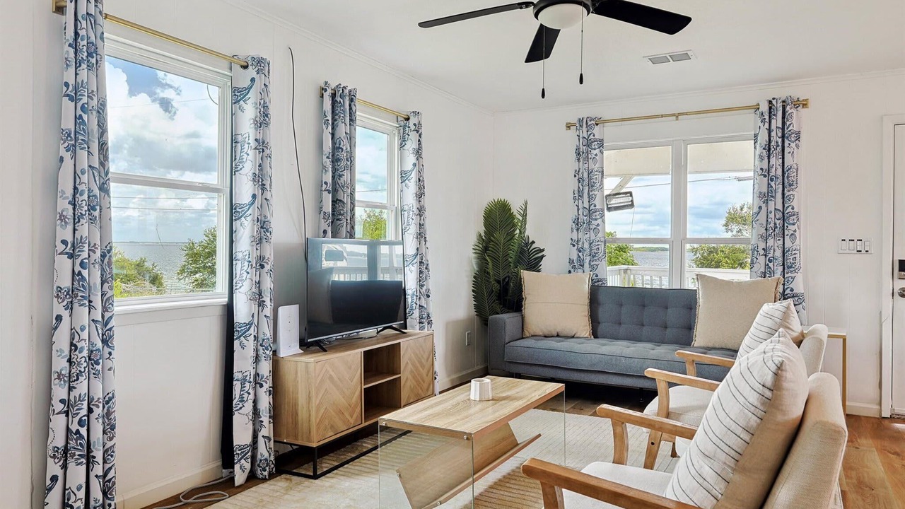 Photo of Livingroom in Princeton