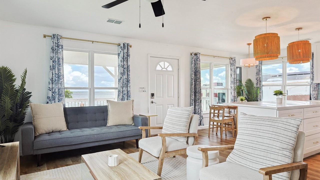 Photo of Livingroom in Princeton