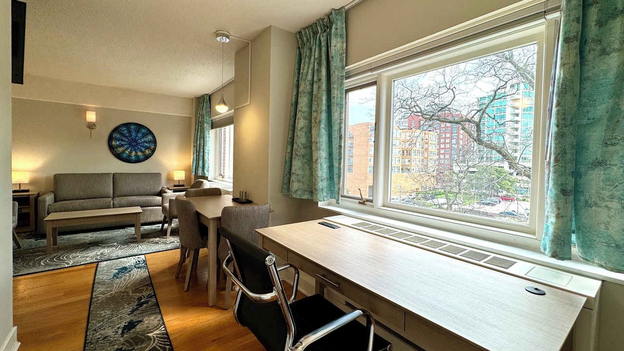 Photo of Livingroom in Evanston