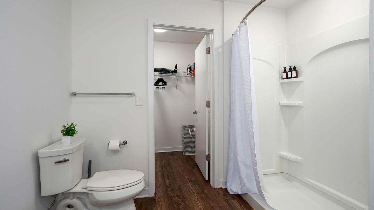 Photo of Bathroom in Avondale