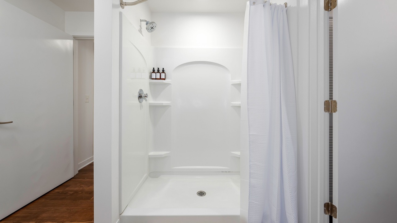 Photo of Bathroom in Avondale