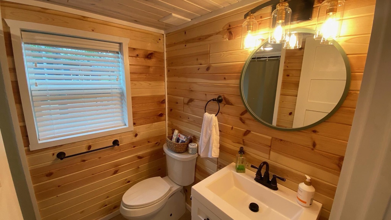 Photo of Bathroom in Georgetown