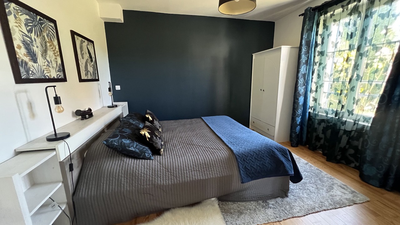 Photo of Bedroom in Rambouillet