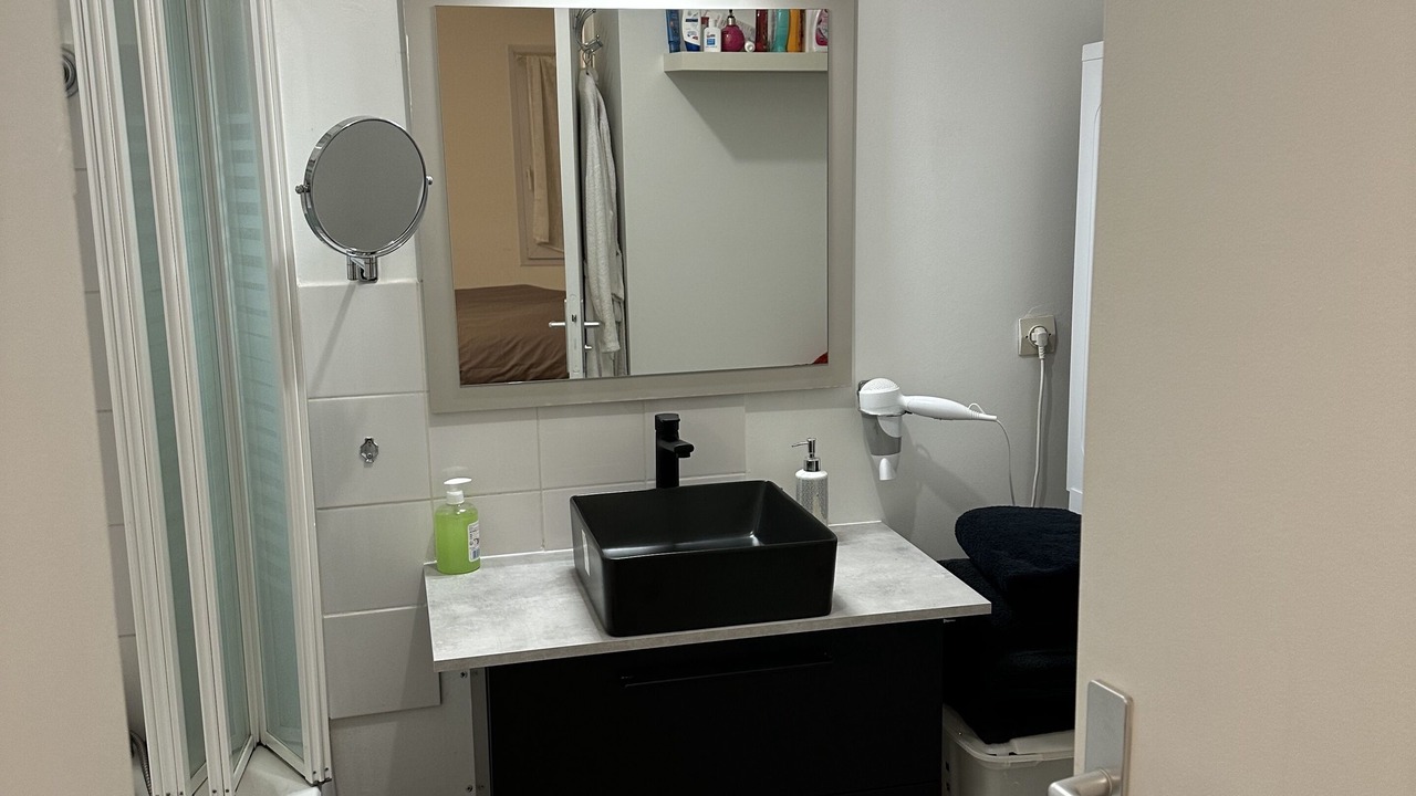 Photo of Bathroom in Plaisance