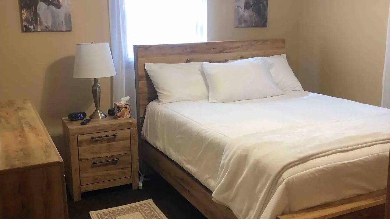 Photo of Bedroom in Ashland