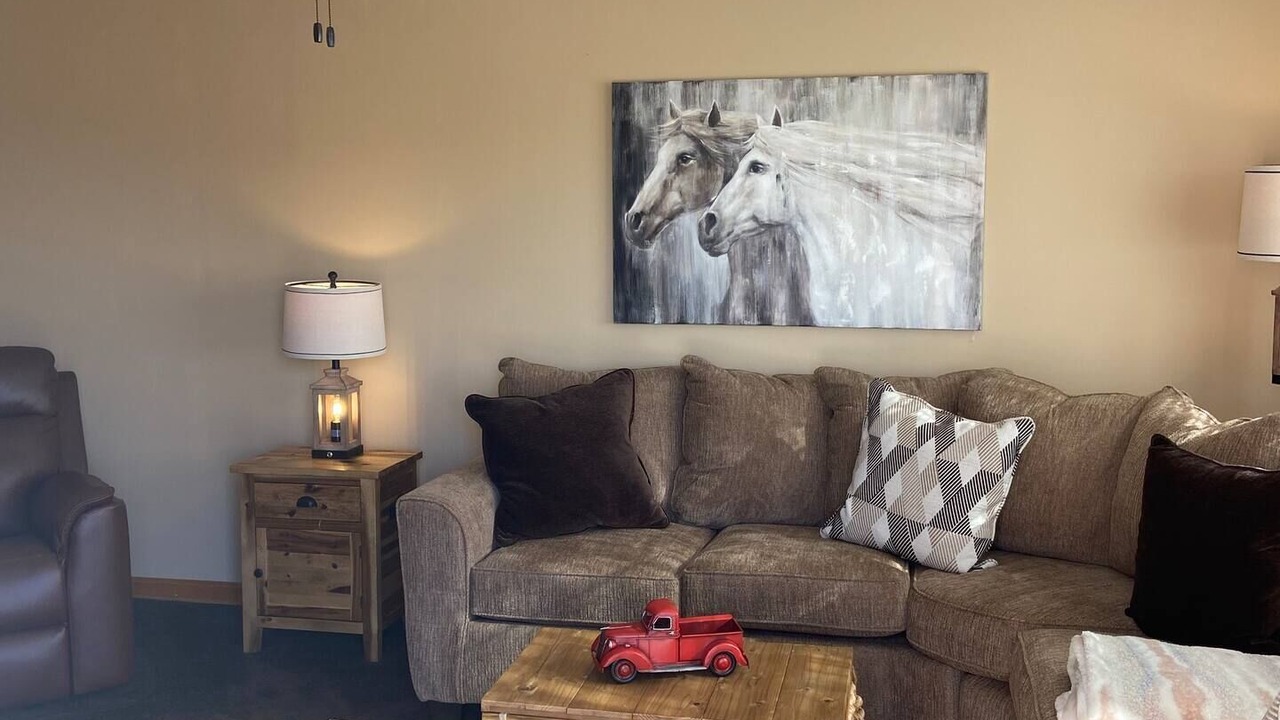 Photo of Livingroom in Ashland
