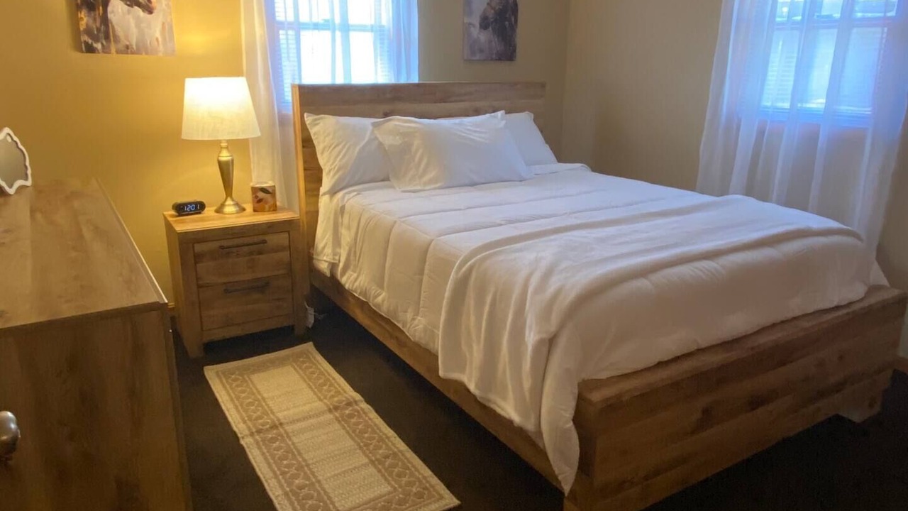 Photo of Bedroom in Ashland