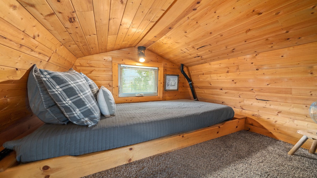 Photo of Bedroom in Cecil