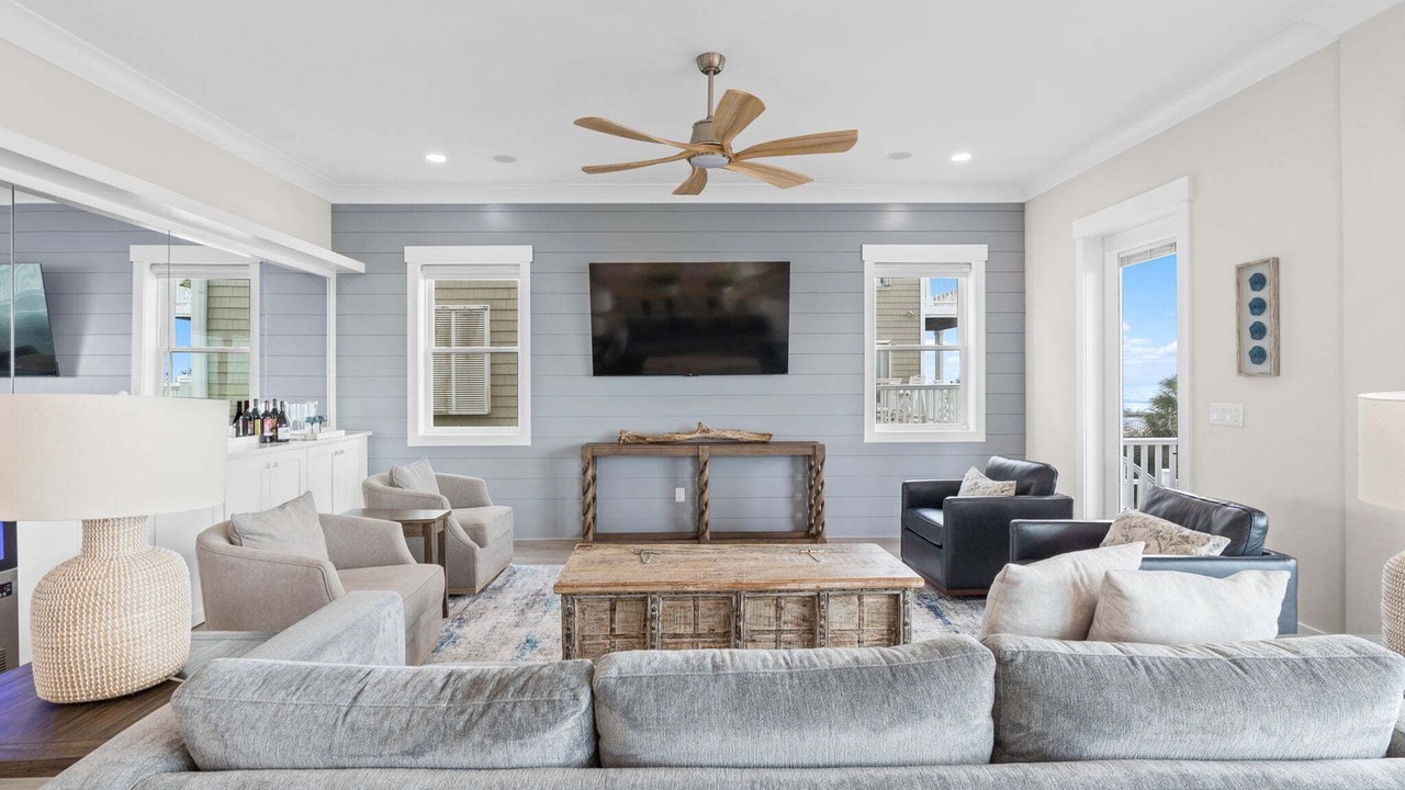 Photo of Livingroom in Ocean Isle Beach