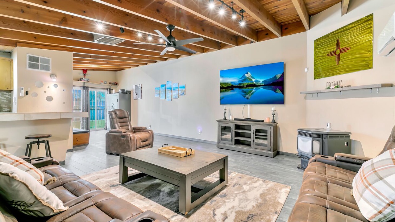 Photo of Livingroom in Albuquerque