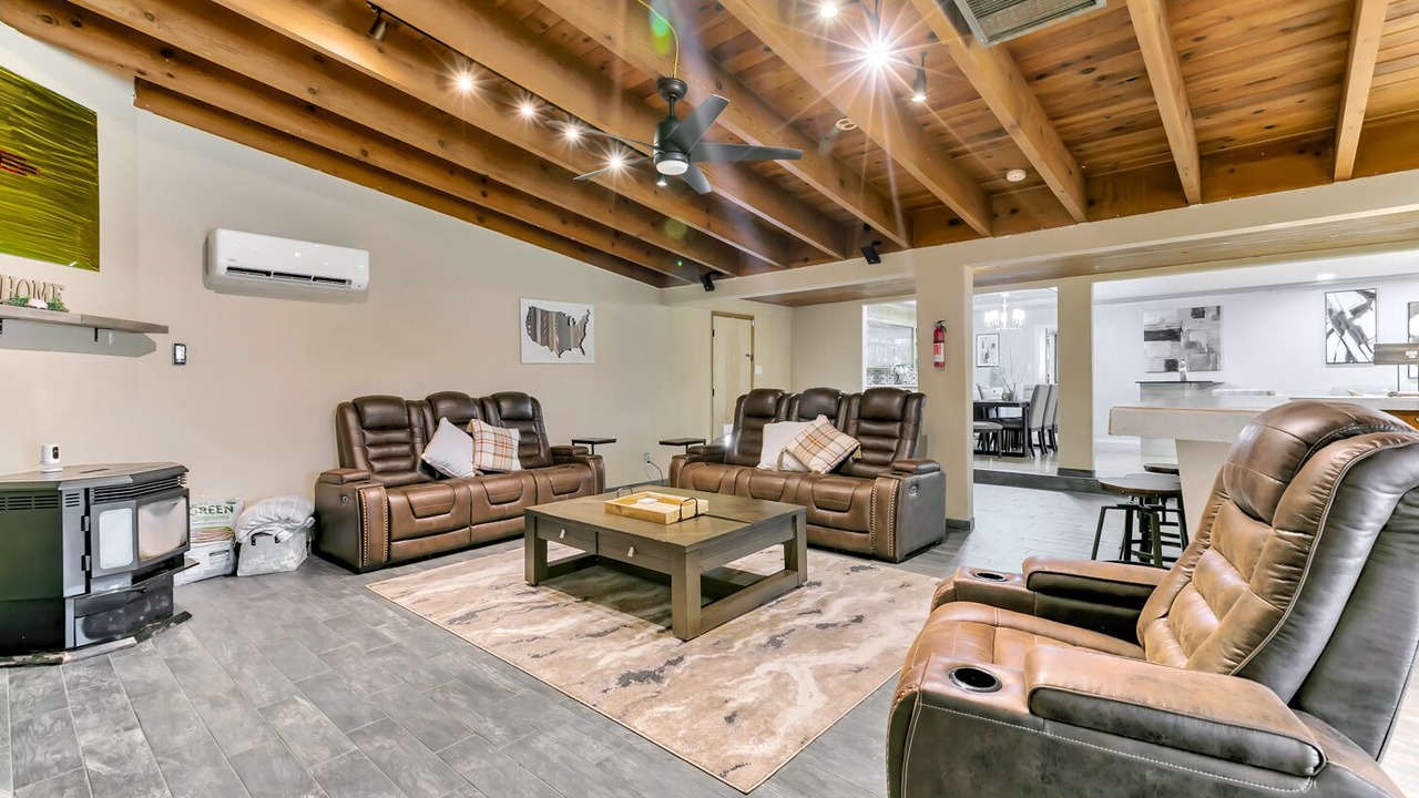 Photo of Livingroom in Albuquerque